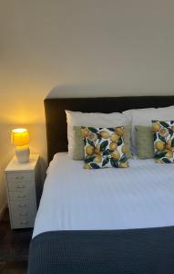 Letto o letti in una camera di B&B De Joker
