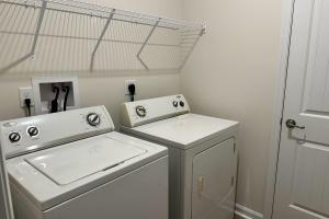 Φωτογραφία από το άλμπουμ του Friendship Creek --- 35039 Dundee St σε Frankford