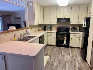 Gallery image of Secluded Au Sable River Home in Grayling