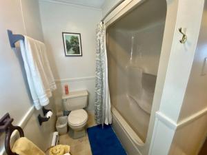 Gallery image of Secluded Au Sable River Home in Grayling