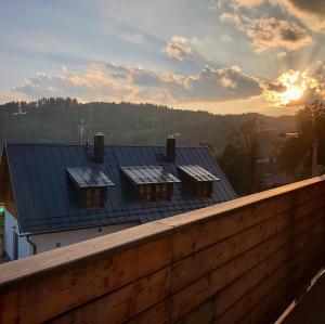 Nespecifikovaný výhled na hory nebo výhled na hory při pohledu z apartmánu