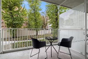 Aparthotel City Break Plac Wolności 6的阳台或露台