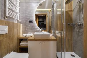 Aparthotel City Break Plac Wolności 6的一间浴室