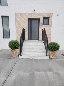 Exteriér alebo vchod do ubytovania Studio Planinski san Divčibare
