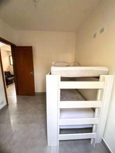 Gallery image of Apto com piscina perto da praia! in Bertioga