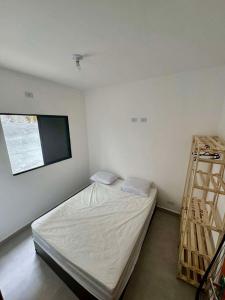 Gallery image of Apto com piscina perto da praia! in Bertioga +37 photos