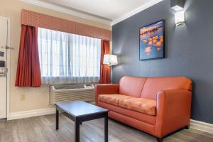 Posezení v ubytování Best Western Anthony/West El Paso