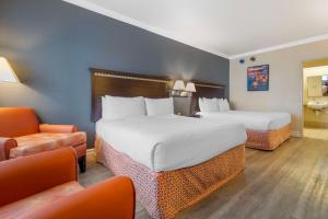 Postel nebo postele na pokoji v ubytování Best Western Anthony/West El Paso