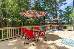 Fotografie z fotogalerie ubytování Riverside Dreams -golfcart-views-screened porch v destinaci Piney Point