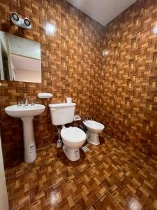 Koupelna v ubytování Cabañas para 2 personas Caminito al Atuel + 18 fotografií