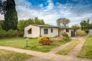 Zahrada ubytování Lovely 3 Bedroom Home In Ainslie ACT