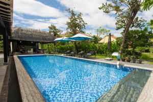 Bazén v ubytování Serene Beach Hoian nebo v jeho okolí