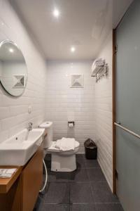 Gallery image of Kontena Hotel in Batu
