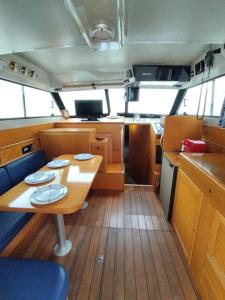 Posezení v ubytování Bateau tout confort au Port de Monaco