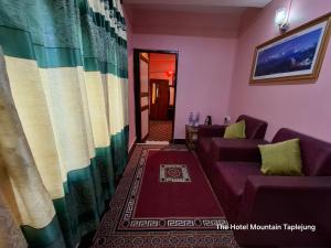 Χώρος καθιστικού στο The hotel mountain Taplejung