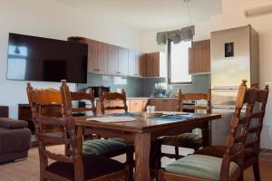 Foto dalla galleria di Слънчевите Къщи-село Китка a Kitka Altre 37 foto