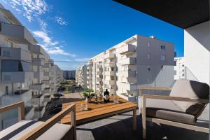 Μπαλκόνι ή βεράντα στο Luxury apartment Niko - garage space and panoramic view