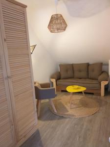 Istumisnurk majutusasutuses MANOIR ST YVES -Gîte