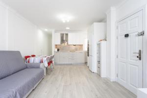 Kuchyň nebo kuchyňský kout v ubytování Home2Book Seaside Escape, Puertito de Güimar + 19 fotografií