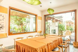 桂林十方缘水晶民宿餐厅或其他用餐的地方