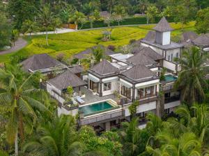 Bazén v ubytování Visesa Ubud Resort nebo v jeho okolí