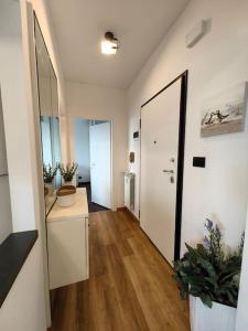 Η κουζίνα ή μικρή κουζίνα στο Rivamarsud - Casa Fronte Mare - Parking privato, aria condizionata +19 φωτογραφίες
