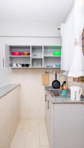 Køkken eller tekøkken på Ravic Homes, Naivasha Town + 8 billeder