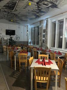 Restaurace v ubytování Hostel Downtown