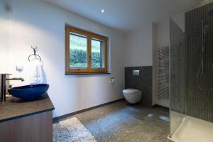 Koupelna v ubytování Chalet La Vue, Les Crettaux - Nendaz + 25 fotografií