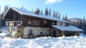 Obiekt Ferienhaus Schäfer - Apartments - Wintersports - Family holiday - Holiday with your dog - Rural & Scenic zimą