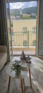 Balkón nebo terasa v ubytování Ionion Apartment