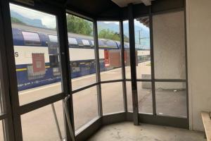 Mynd úr myndasafni af Revier schlicht und bahnsinnig í Mitlödi