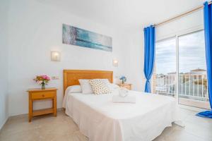 Postel nebo postele na pokoji v ubytování Jouvacations Villa Freser