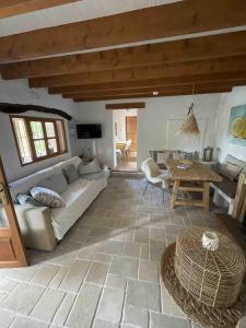 Posezení v ubytování Finca La Tortuga mit Pool und Klima