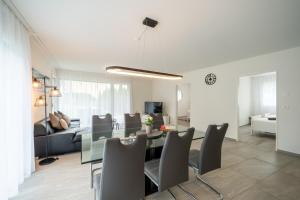 Istumisnurk majutusasutuses Swiss Suites