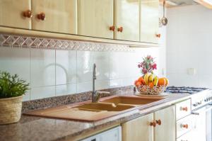 A kitchen or kitchenette at Ideal Property Mallorca - Can Caragol Font de Sa Cala