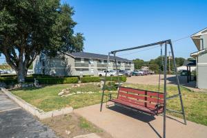 Herní místnost nebo prostor pro děti v ubytování Americas Best Value Inn & Suites Brenham