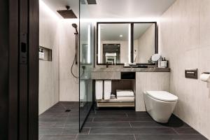 Um banheiro em InterContinental Wellington by IHG