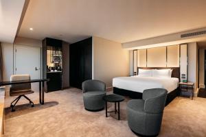 Cama ou camas em um quarto em InterContinental Wellington by IHG