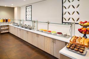 Photo de la galerie de l'établissement Hilton Atlanta Perimeter Suites, à Atlanta