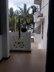 Balcone o terrazza di Shanika Beach Inn