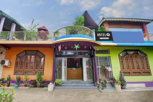 Το κτήριο όπου στεγάζεται  το ξενοδοχείο +28 φωτογραφίες