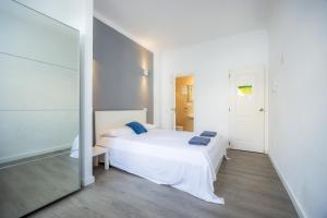 Mallorca Rooms Can Pastilla客房内的一张或多张床位