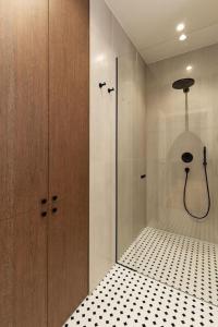 Ένα μπάνιο στο Dictumfactum Love Nest on Pikk