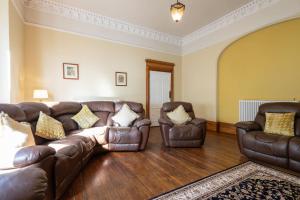 Χώρος καθιστικού στο Host & Stay - Chatsworth Townhouse II
