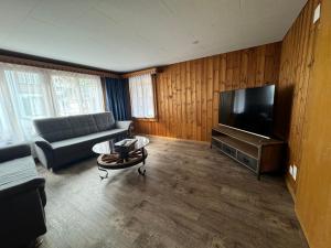 TV a/nebo společenská místnost v ubytování Hotel Restaurant Simplon