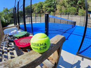 Tennis- og/eða veggtennisaðstaða á Cocoon Hotel Belair eða í nágrenninu