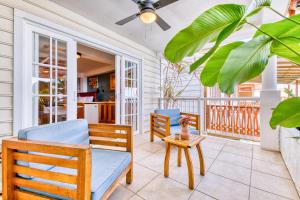 Predel za sedenje v nastanitvi Tropical Suites Hotel
