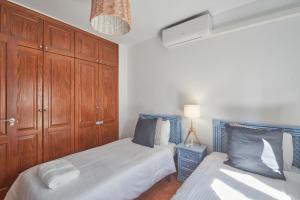 Postel nebo postele na pokoji v ubytování Casa Nolva Heated Pool
