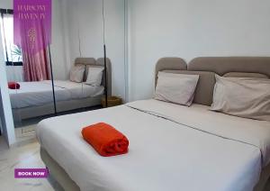 Postel nebo postele na pokoji v ubytování Harmony Haven IV + 18 fotografií